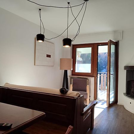 Appartamento Con Vista - Nuova Ristrutturazione Oulx Extérieur photo
